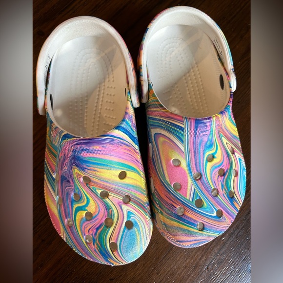 SOLD: CROCS Pastel Swirl - Picture 2 of 6
